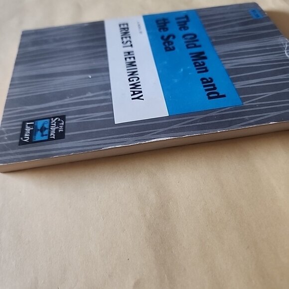 1952 The Old Man and The Sea Ernest Hemingway Paperback Book Scribner Library - Picture 4 of 5